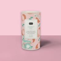 Zylindrische Teedose mit pastellfarbenem Muster und 'TROPICAL BARBADOS EXOTIC TEA'-Schriftzug.